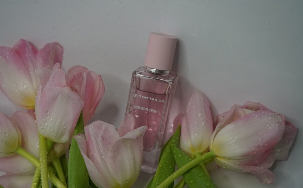 Photo Perfume Application