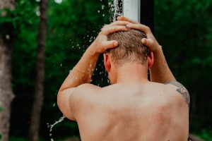 Photo Hard Water Hair Loss